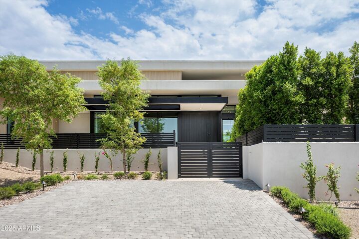 6535 N 40th Place  Paradise Valley AZ 85253 photo