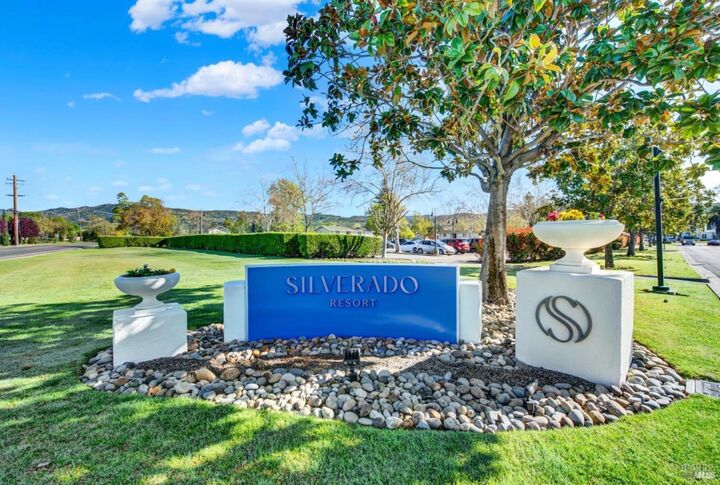 Property Photo: 19 Gleneagle Circle CA 94558