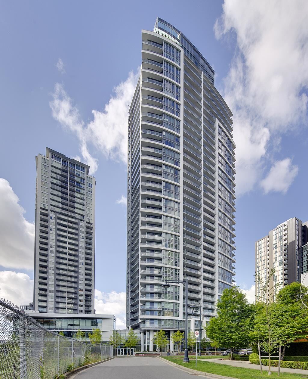 Property Photo:  13308 Central Avenue 1809  BC V3T 0M4 
