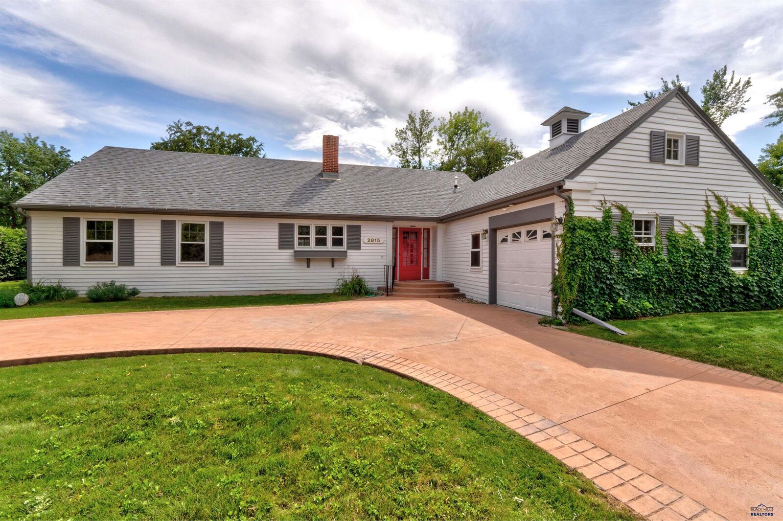 Property Photo: 2815 Lanark SD 57702
