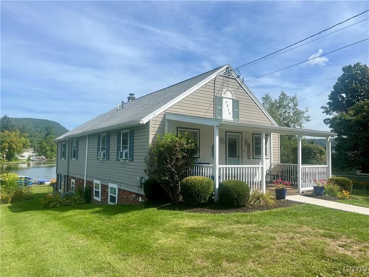 Property Photo:  6019 Morningstar Drive  NY 13077 