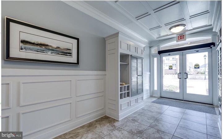 Property Photo: 20515 Little Creek Terrace 103 VA 20147