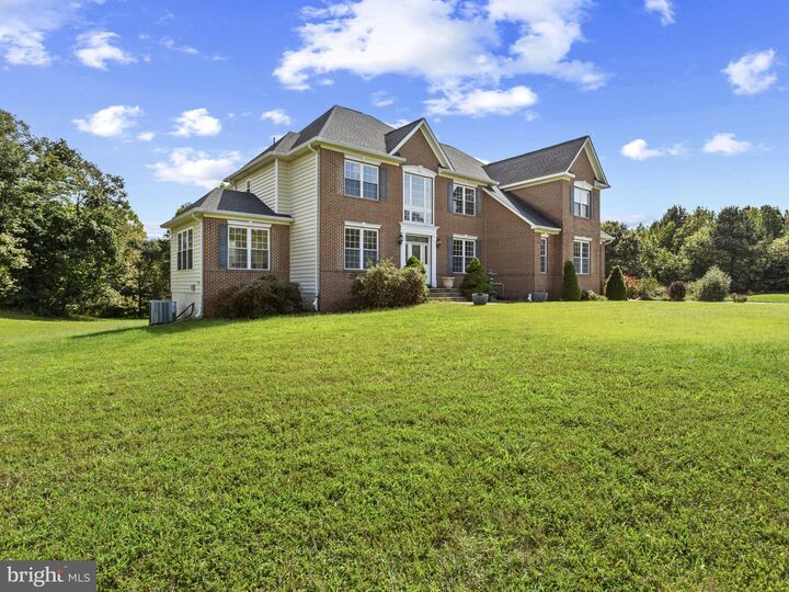 Property Photo: 2045 Mount Pleasant Way MD 20678