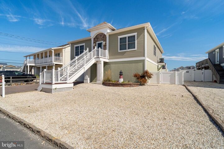 Property Photo: 103 E Hudson Drive NJ 08087