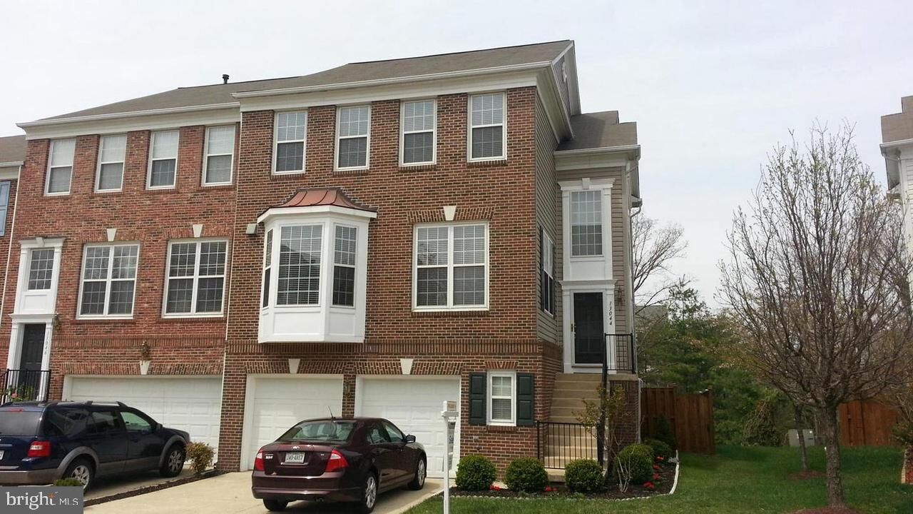 Property Photo: 13044 Rose Petal Circle VA 20171