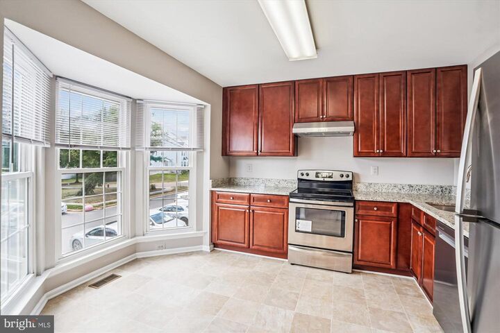 Property Photo: 13994 Gunners Place VA 20121