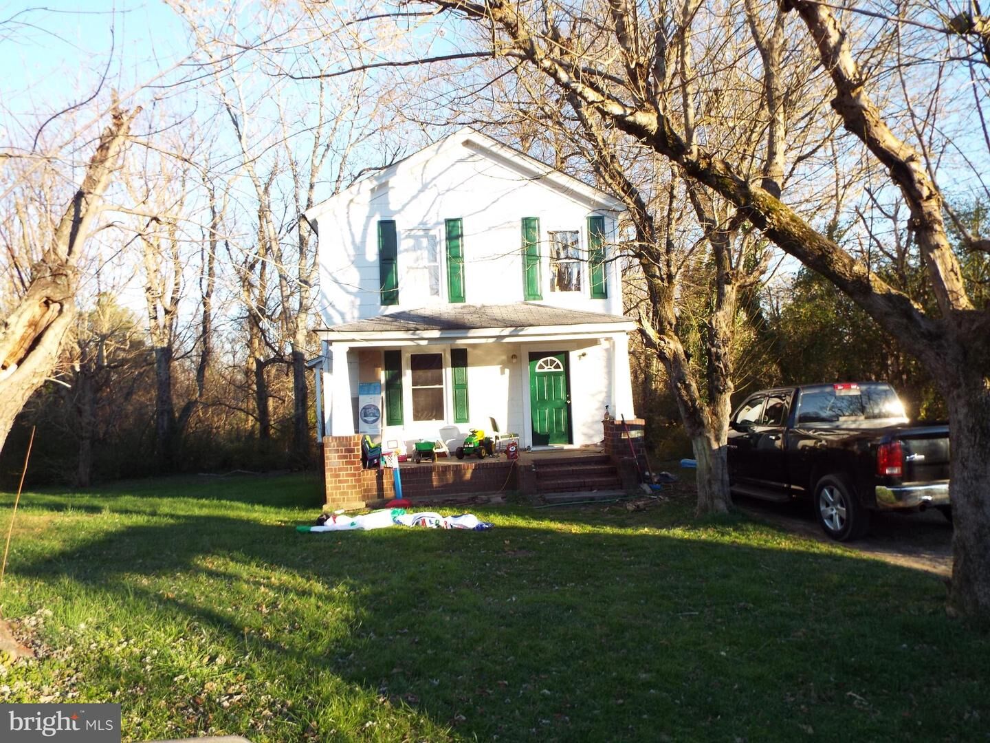 Property Photo: 117 South Street VA 23093