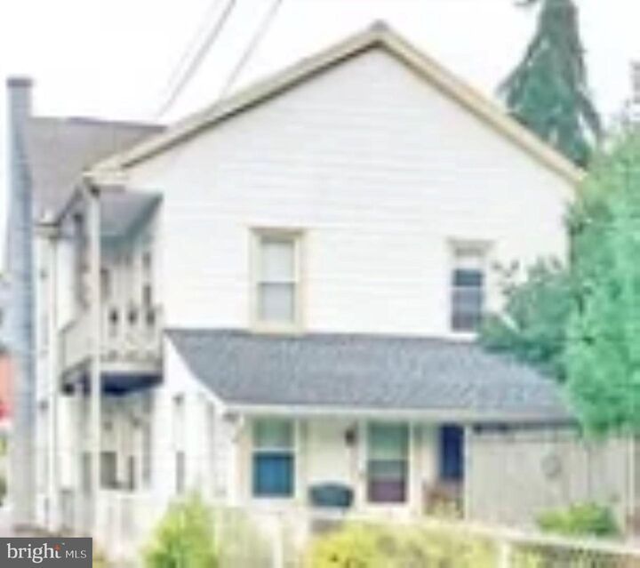 Property Photo: 133 S Spruce Street PA 17543