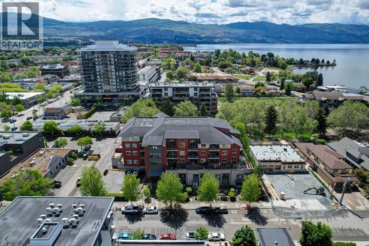 Property Photo:  457 West Avenue 111  BC V1Y 4Z3 
