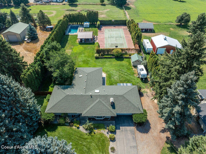 Property Photo:  1772 E Hanley Ave  ID 83815 