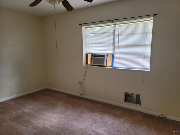 Property Photo:  605 S Pleasant Hill Road  GA 31088 