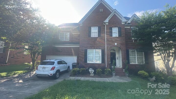 3214 Grandeur Road  Charlotte NC 28269 photo