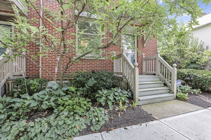 Property Photo:  319 W 2nd Avenue  OH 43201