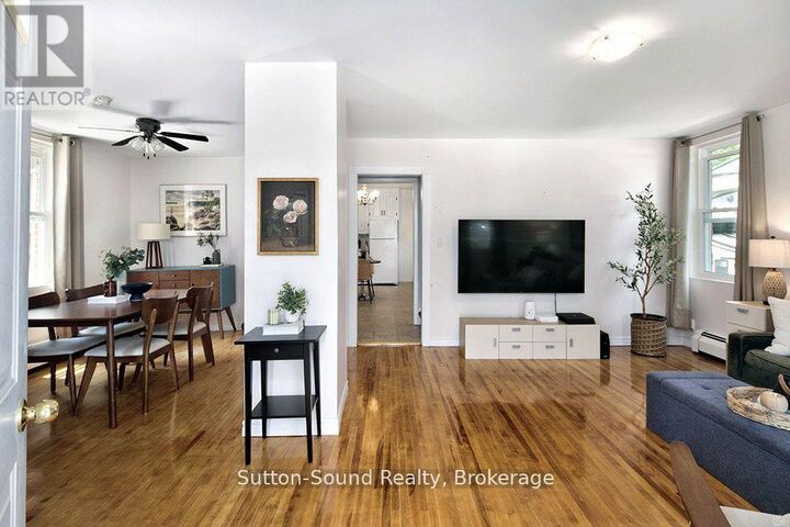 Property Photo:  872 5th Avenue West  ON N4K 5A4 