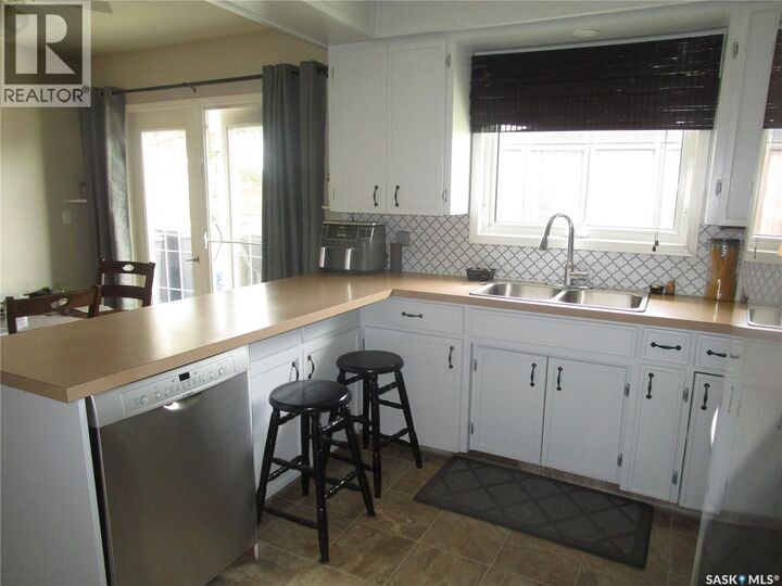 Property Photo: 100 Bell Road SK S0H 0B0