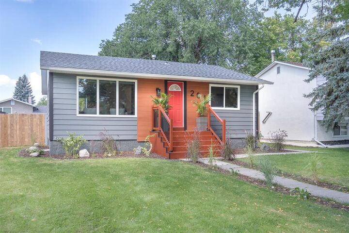 Property Photo: 261 Wales Avenue MB R2M 2S8