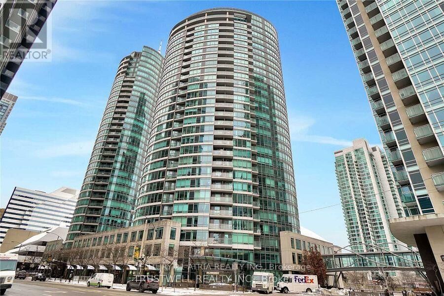 Property Photo: 373 Front Street West 1902 ON M5V 3R7