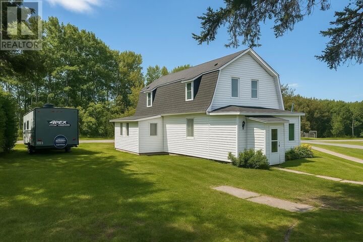 4 Riverview St  Nipigon ON P0T 2J0 photo