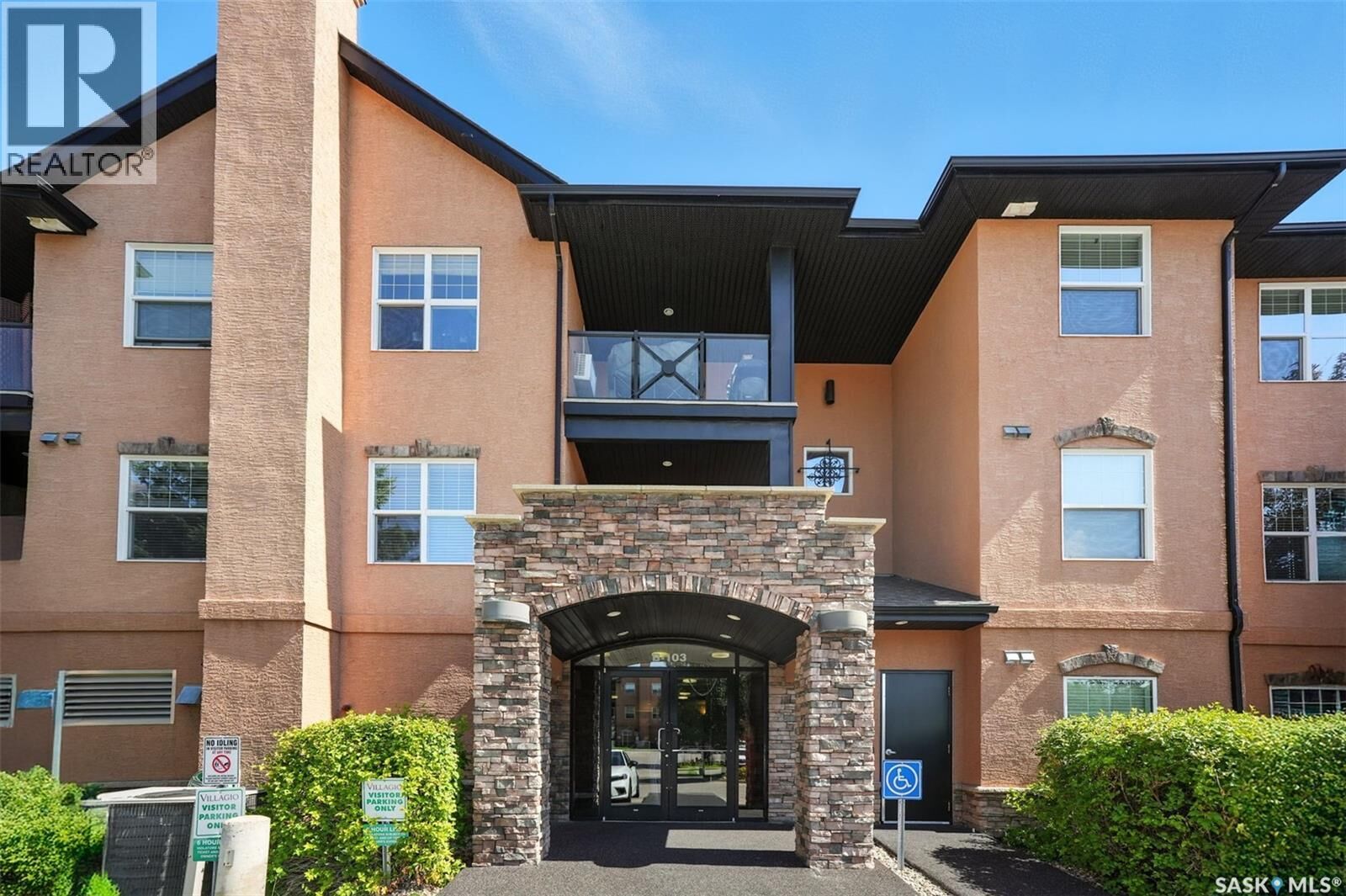 Property Photo: 215B 103 Wellman Crescent SK S7T 0C1