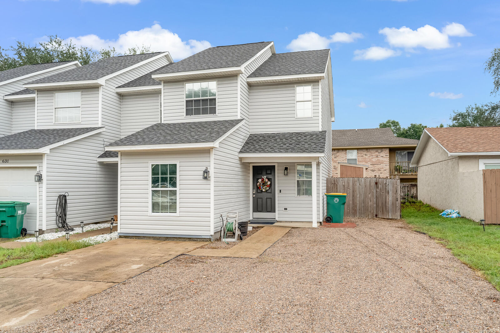 Property Photo: 629 Virginia Oak Court FL 32548