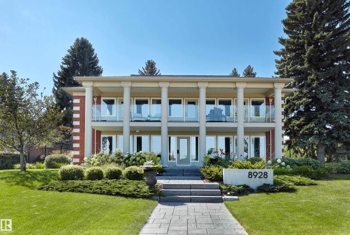 8928 Valleyview Drive NW  Edmonton AB T5R 5T5 photo