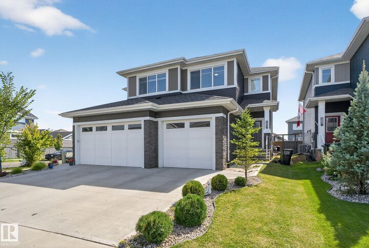583 Glenridding Ravine Drive SW  Edmonton AB T6W 4N9 photo