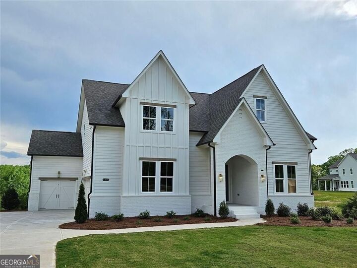Property Photo:  6490 Mockingbird Road  GA 30028 