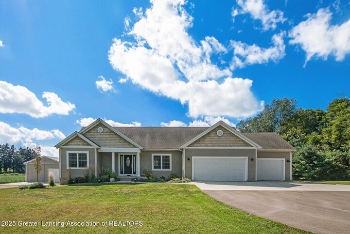 6698 Peck Road  Eaton Rapids MI 48827 photo
