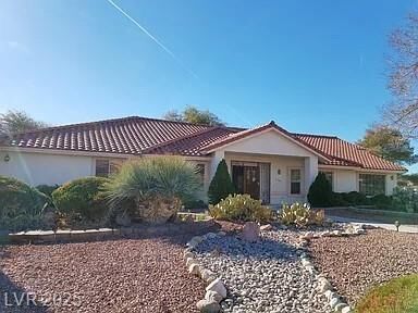Property Photo: 7595 West Camero Avenue NV 89113
