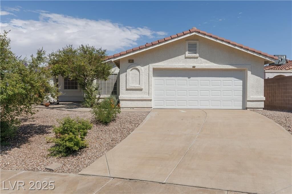 Property Photo: 410 Richgold Street NV 89012