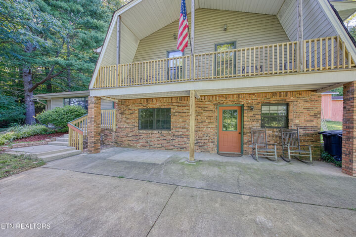 Property Photo: 235 Hilltop St TN 37756