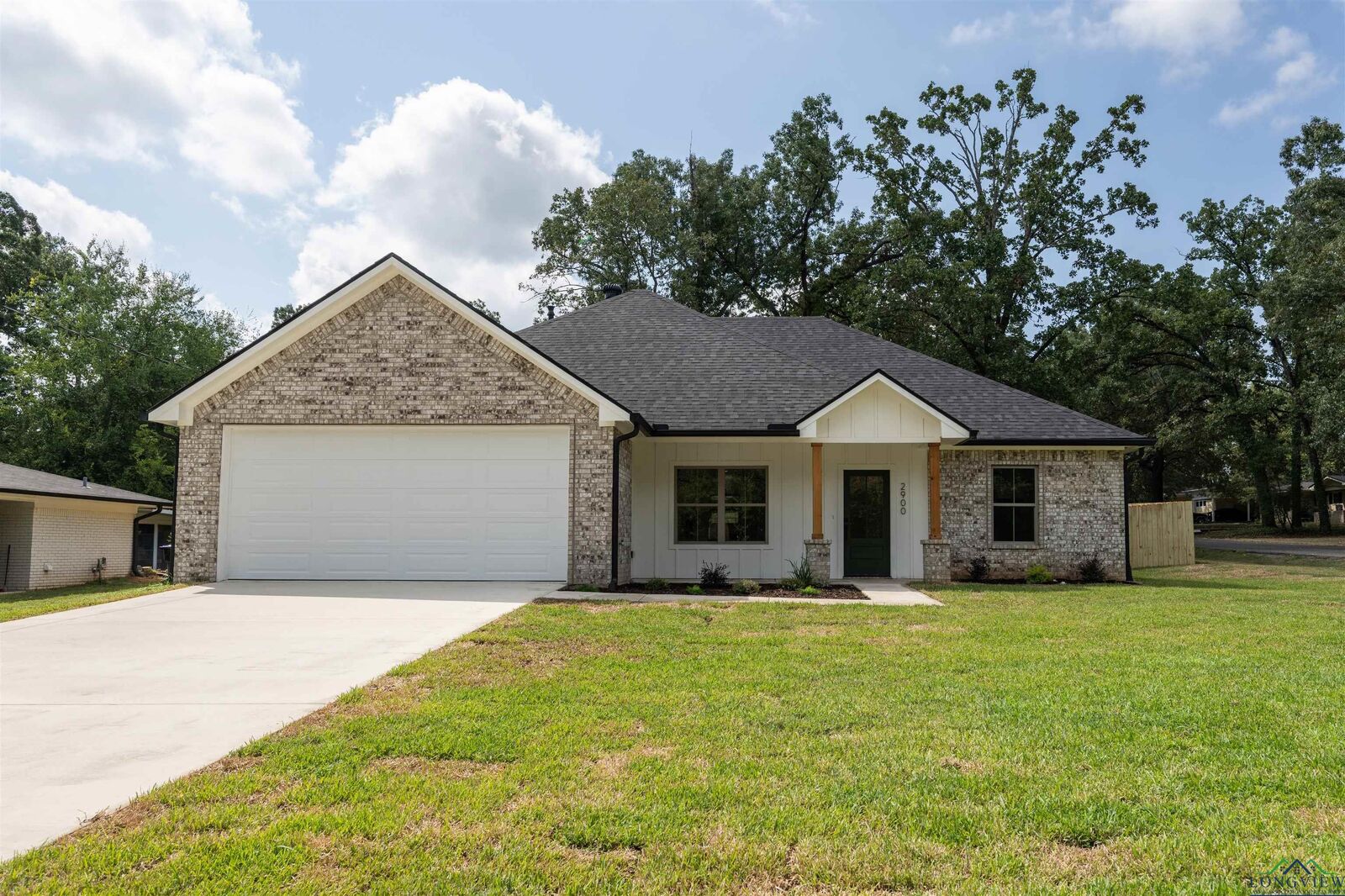 Property Photo: 2900 Jane Dr TX 75601