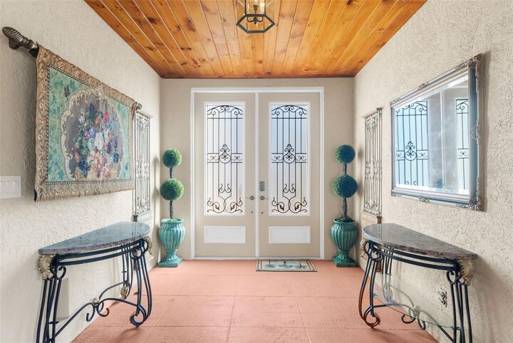 Property Photo: 3805 Saba Court FL 33950