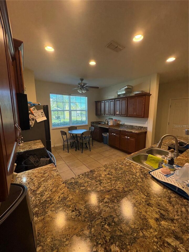 Property Photo:  203 Highland Meadows Street  FL 33837 