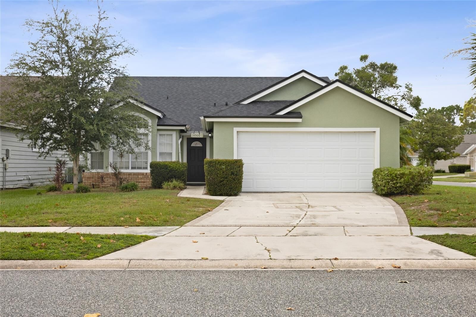 Property Photo:  14500 Fox Haven Boulevard  FL 32837 