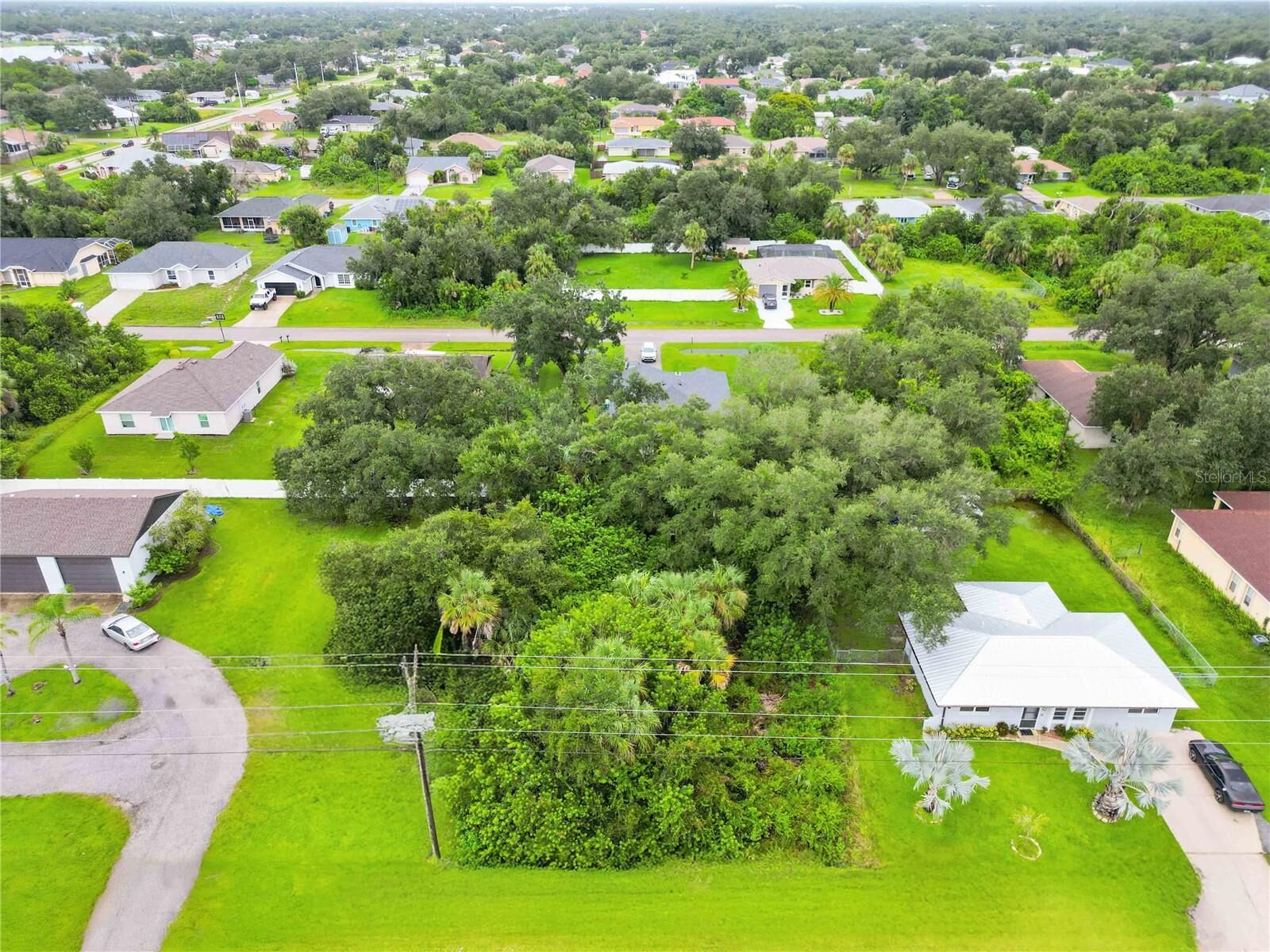 Property Photo: 1050 Birchcrest Boulevard FL 33952