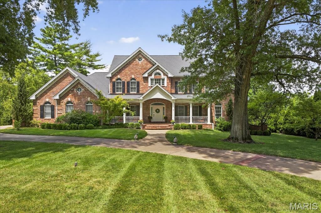 Property Photo:  551 High Meadow Road  MO 63131