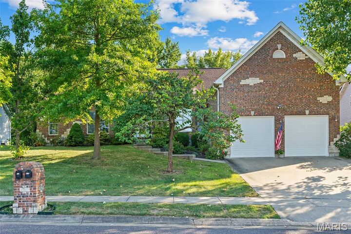 616 Windy Ridge Drive  Washington MO 63090 photo