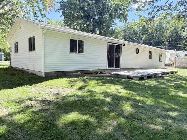 Property Photo: 1960 Waterview Way MI 48818