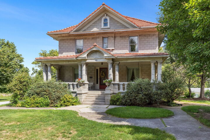 Property Photo:  741 Dunbar Street  IL 60401 