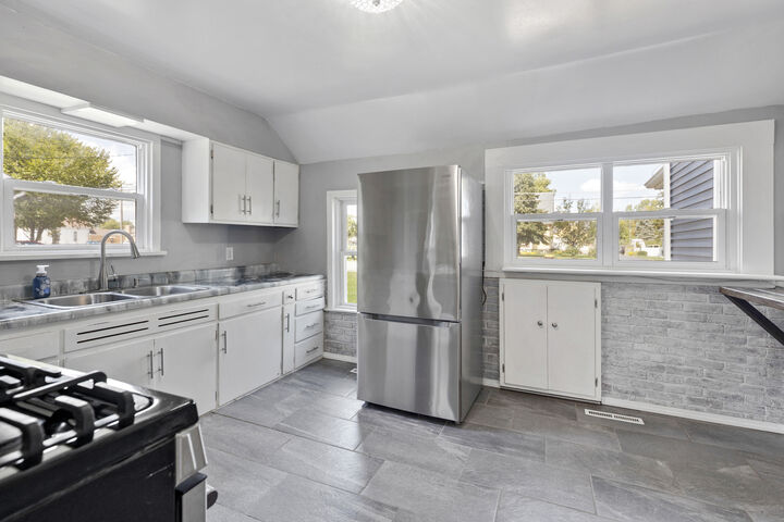Property Photo:  11609 Main Street  IL 60142 