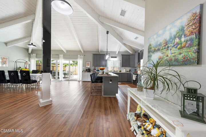 Property Photo:  2125 Yosemite Avenue  CA 93063 