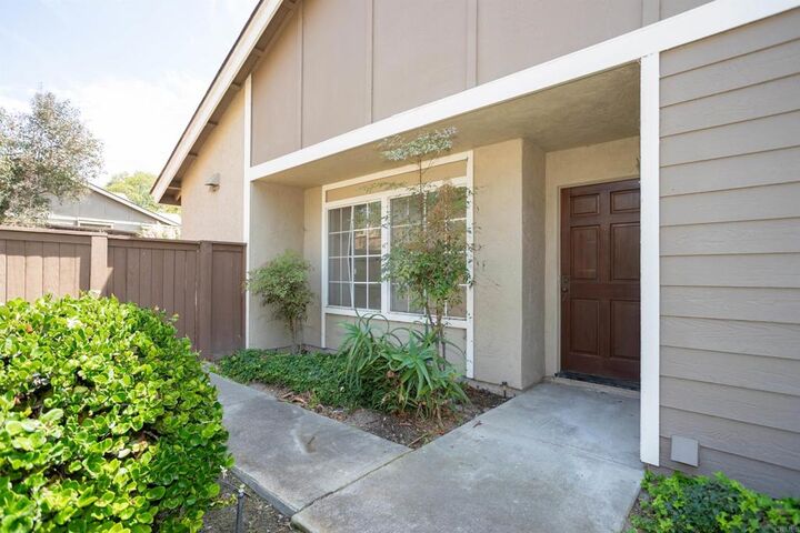 Property Photo: 4526 Hartford Place CA 92010