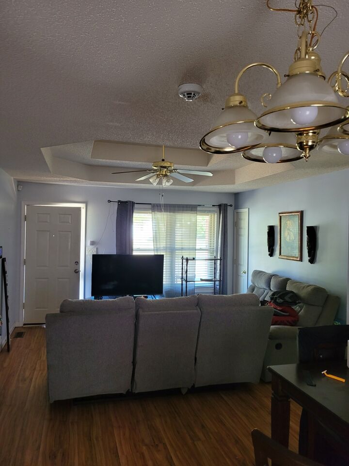 Property Photo: 566 Bridgette Dr TN 37042