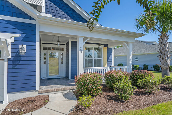 Property Photo:  1469 Regatta Lane SW  NC 28469 