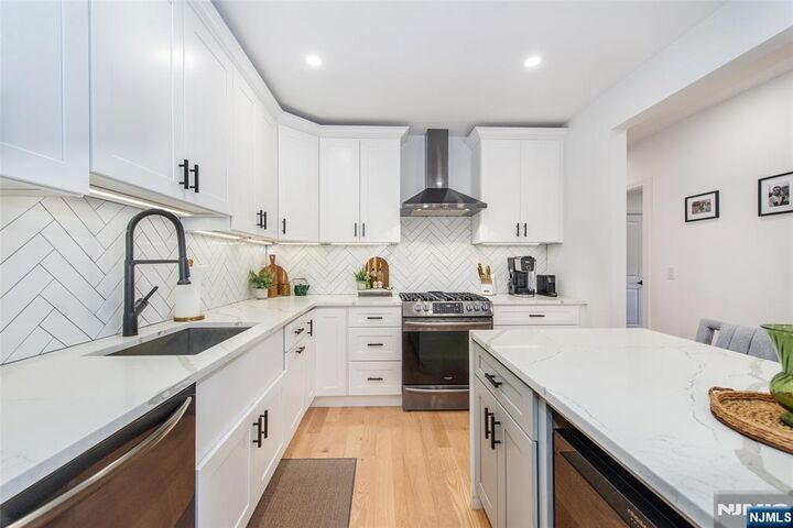 Property Photo:  174 Brinkerhoff Street  NJ 07660 
