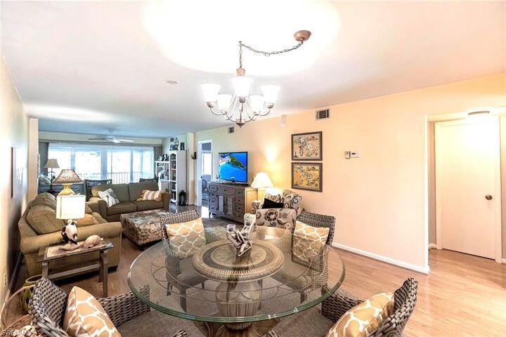 Property Photo: 185 Penny Ln 3122 FL 34112