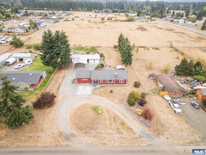 Property Photo:  70 El Rio Ln  WA 98382 