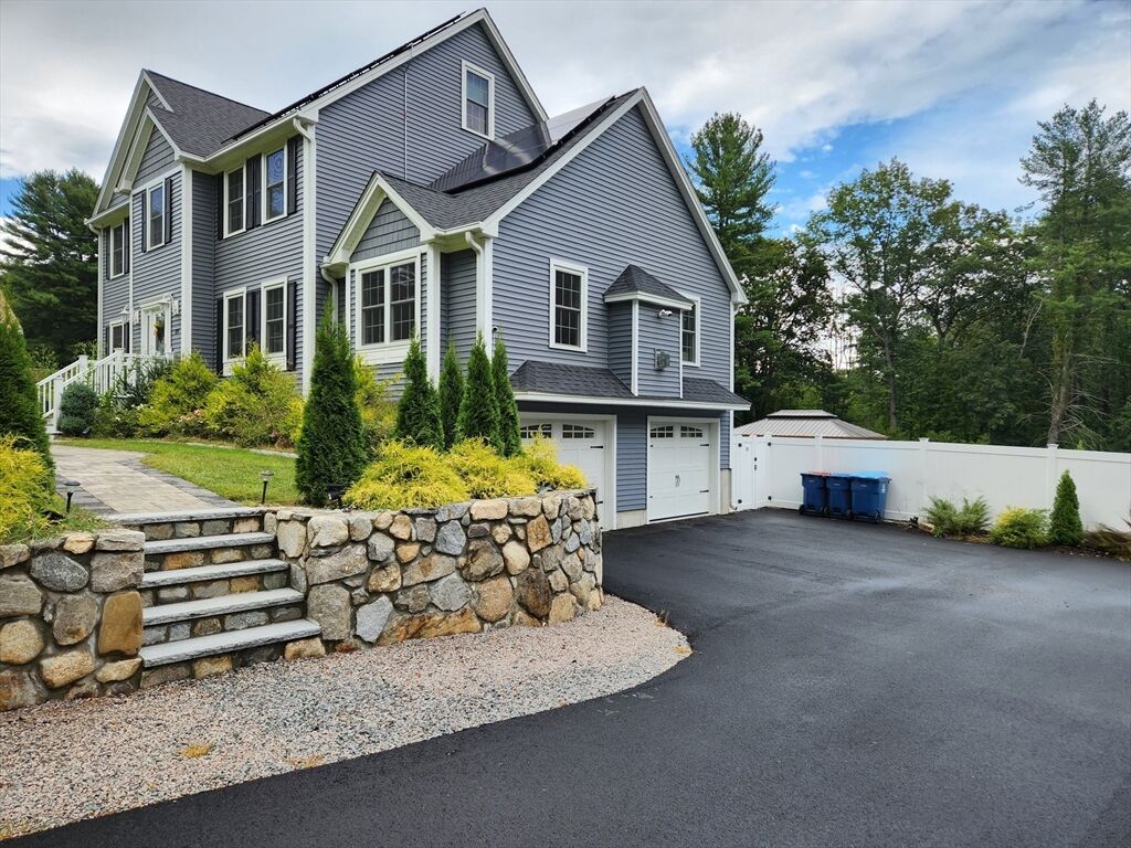 Property Photo: 399 North Street MA 01876