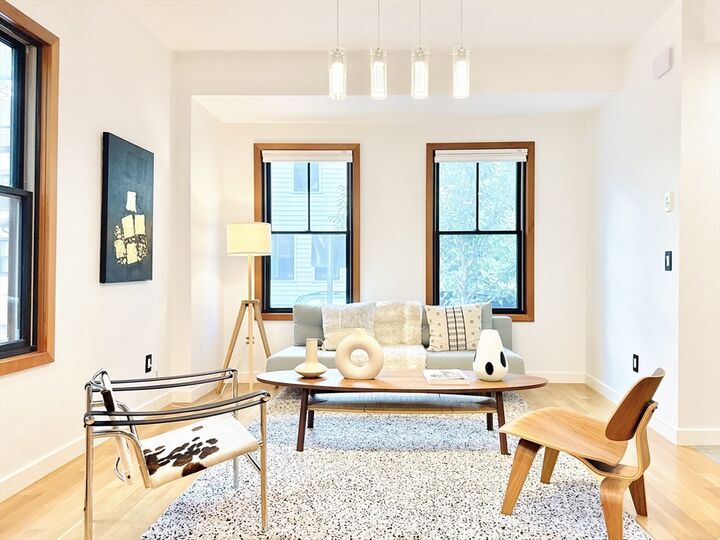 Property Photo:  8 Lopez St 8  MA 02139 